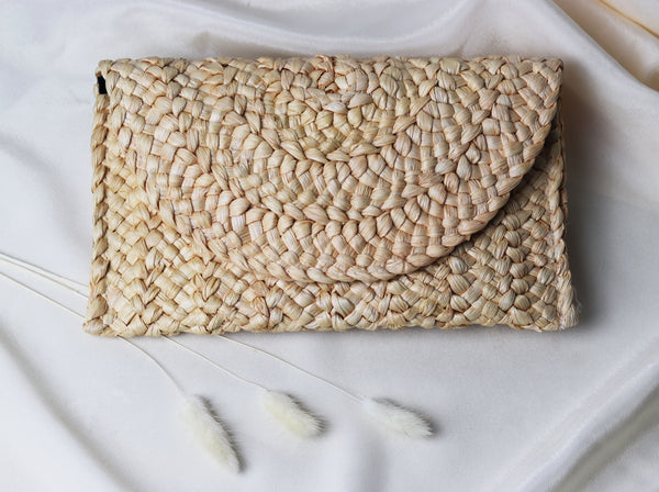 Woven Straw Clutch Bag - Sun and Day Shop
