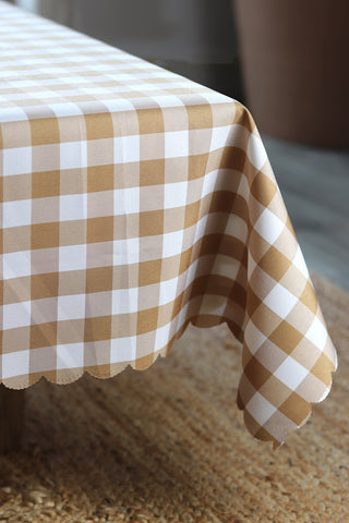 Gingham Check Scallop Edge Tablecloth - Sun and Day Shop