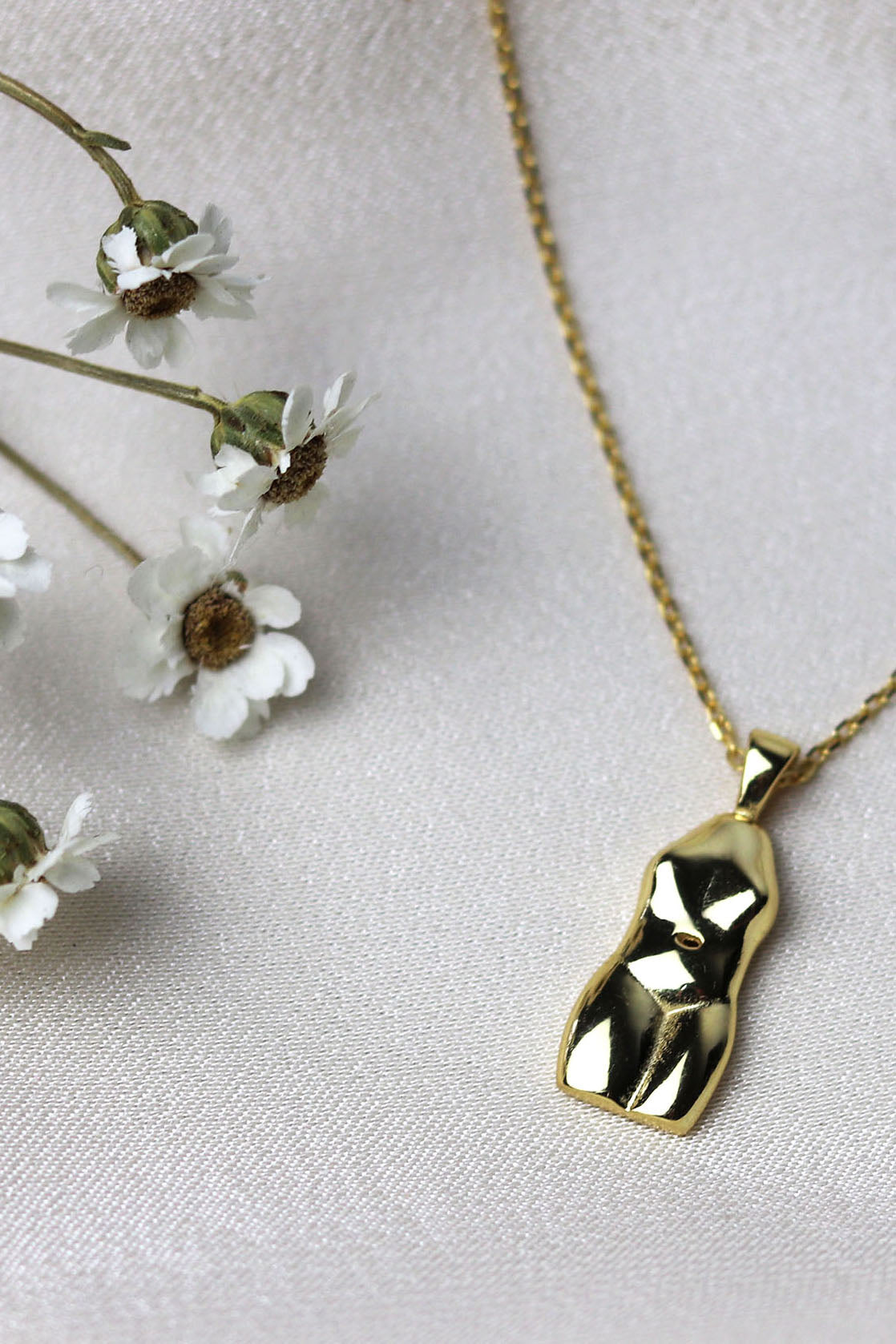 Gold Plated Nude Venus Body Aphrodite Pendant Necklace - Sun and Day Shop