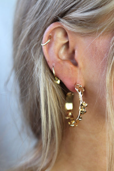 Gold Sculptured Hoop Earrings - Sun and Day Shop