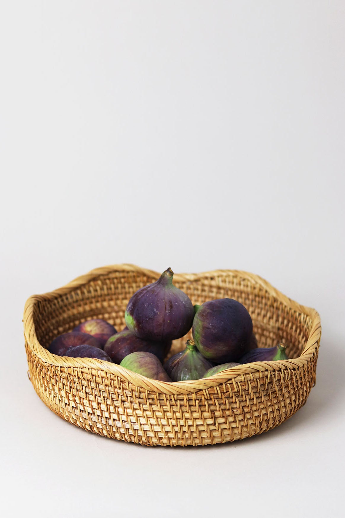 Scallop Rattan Woven Basket
