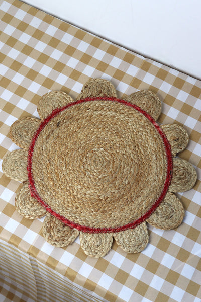 Scallop Edge Colour Trim Woven Placemat
