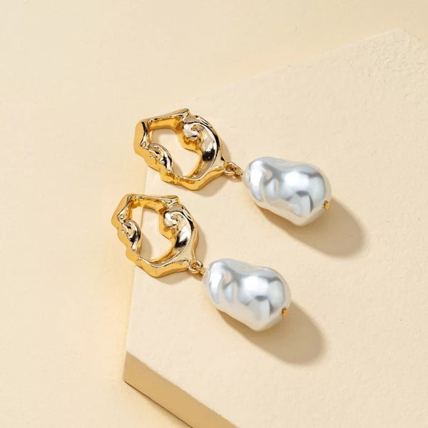 Vintage Gold Pearl Drop Earrings